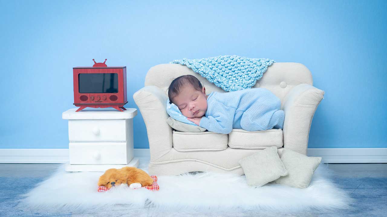 赤ちゃんの秋冬パジャマの選び方は？寝ている赤ちゃんの手足が冷たい理由も解説